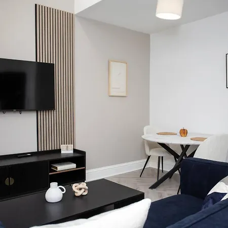 شقة Blenheim House Wifi Free Parking City Centre