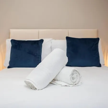 Blenheim House Wifi Free Parking City Centre شقة ليدز