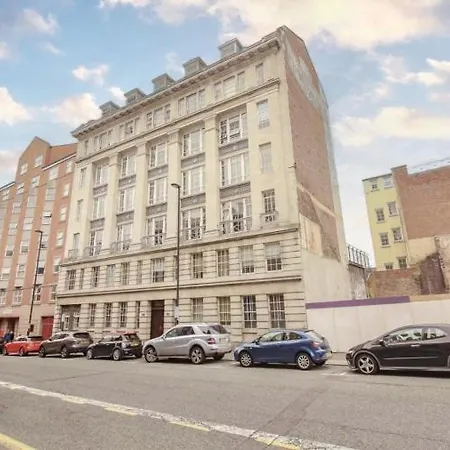 Blenheim House Wifi Free Parking City Centre