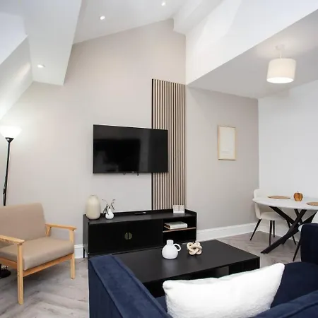 شقة Blenheim House Wifi Free Parking City Centre