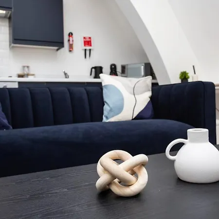 Blenheim House Wifi Free Parking City Centre شقة ليدز