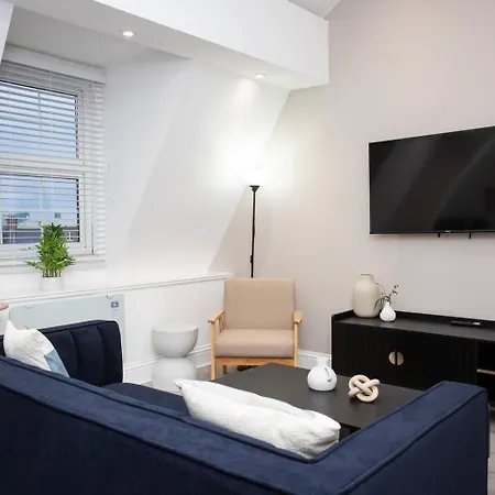 Blenheim House Wifi Free Parking City Centre ليدز